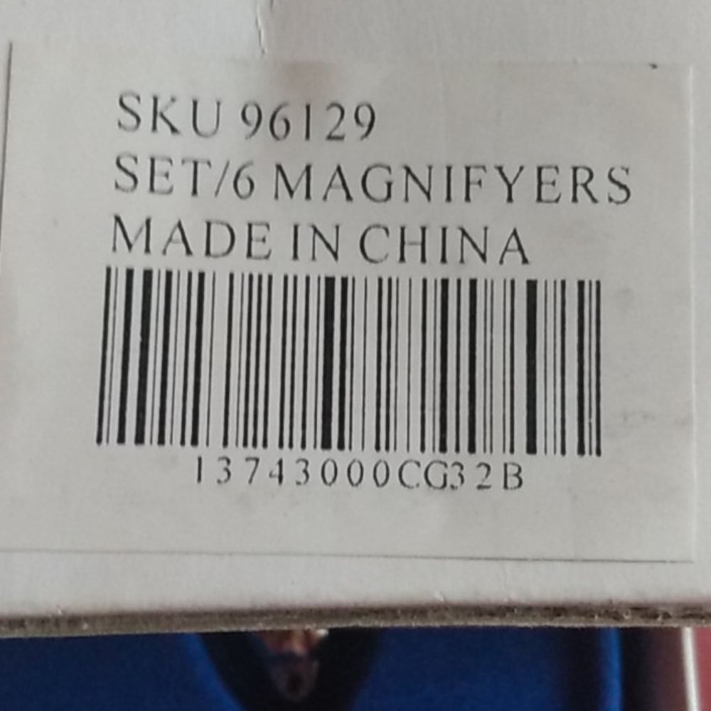 Magnifyers - Picture 4 of 4